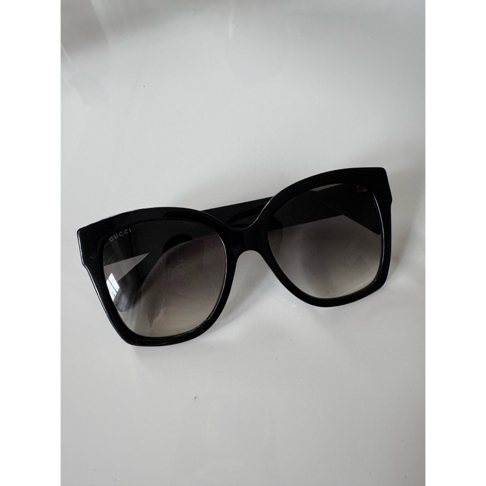 Gucci Sunglasses - Picture 6 of 6